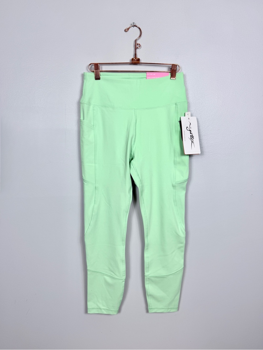 NWT X by gottex sea foam green luxe pocket ankle leggings size medium